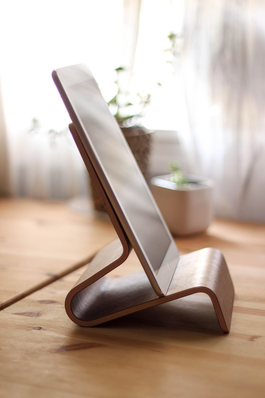 Neck Injury Claims from Poor Workplace Ergonomics